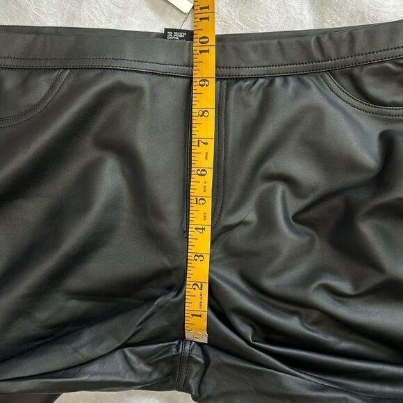 Leggings Hue Leatherette Mid Rise Womens Size XL Pants Black Stretch - Picture 4 of 12